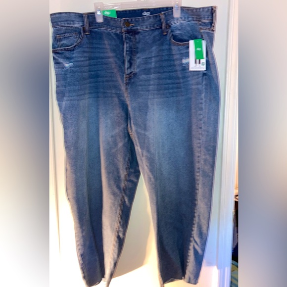 Nwt Women’s hi rise straight leg plus sz 24, distressed - Picture 2 of 9